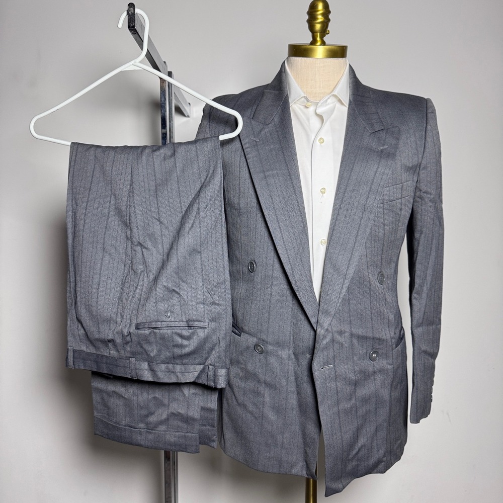Yves‎ Saint Laurent Suit Mens 37R W28 Grey Pinstripe Double Breasted Vintage